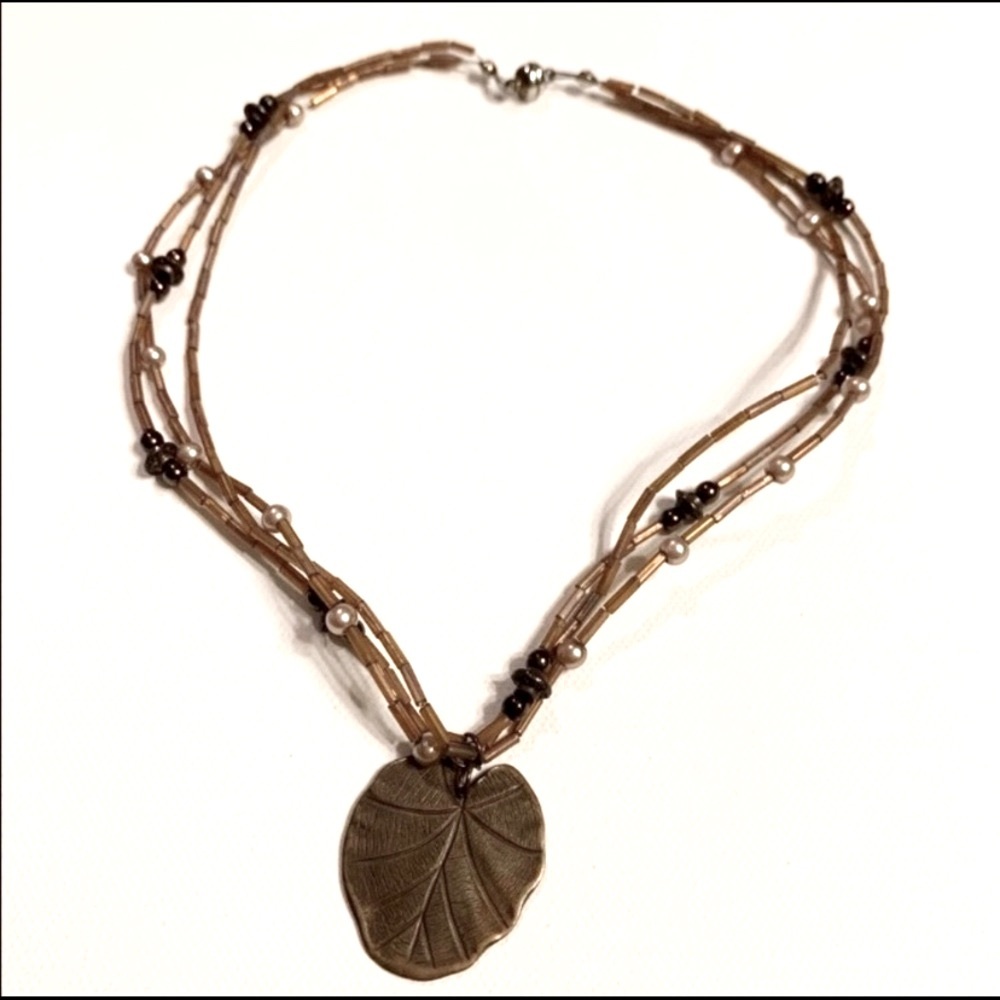 Leaf Pendant Jewelry Necklace